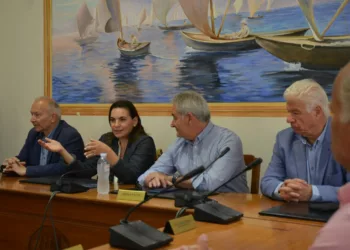 Eπίσκεψη της Όλγας Κεφαλογιάννη στους Παξούς
